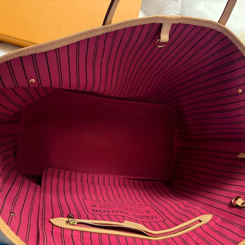 Louis Vuitton Neverfull GM/ Pink - Picture 10 of 16